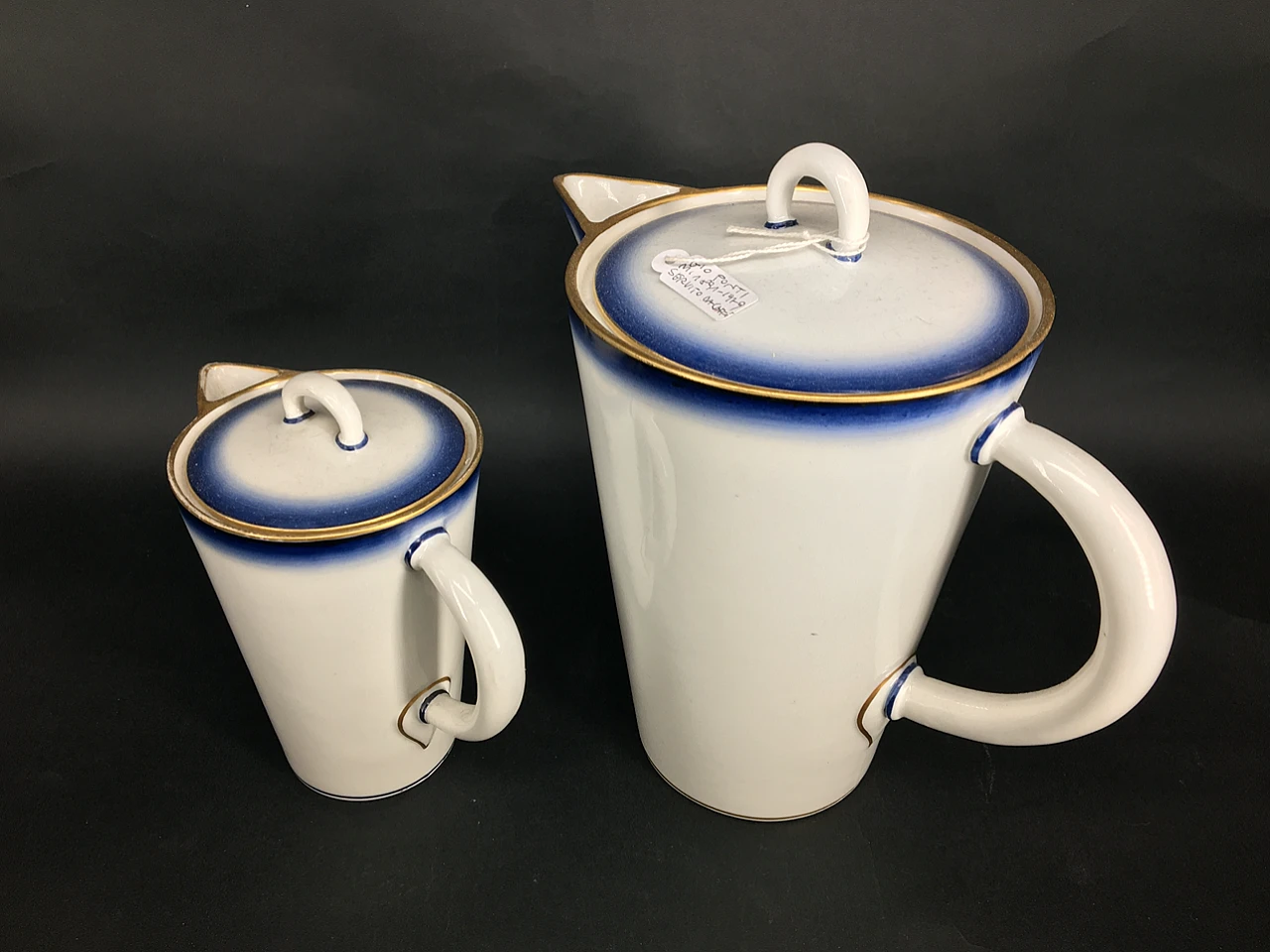 Porcelain coffee pot and teapot by Gio Ponti for Richard Ginori 3