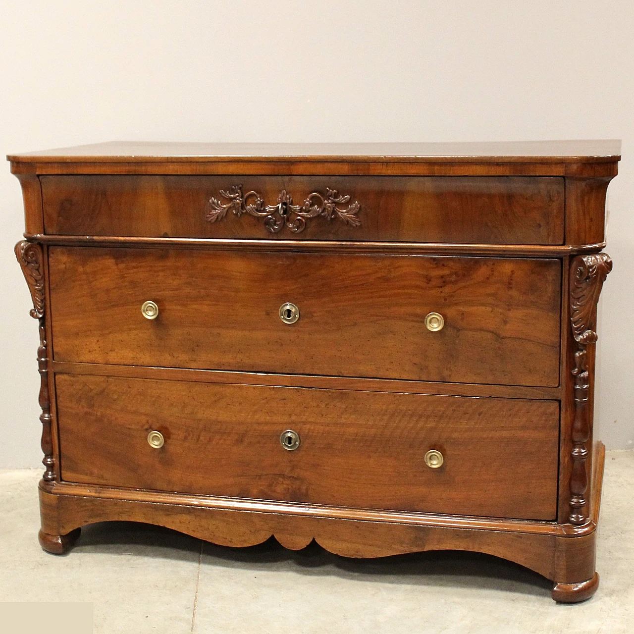 Louis Philippe cappuccino walnut chest of drawers, 19th century 1