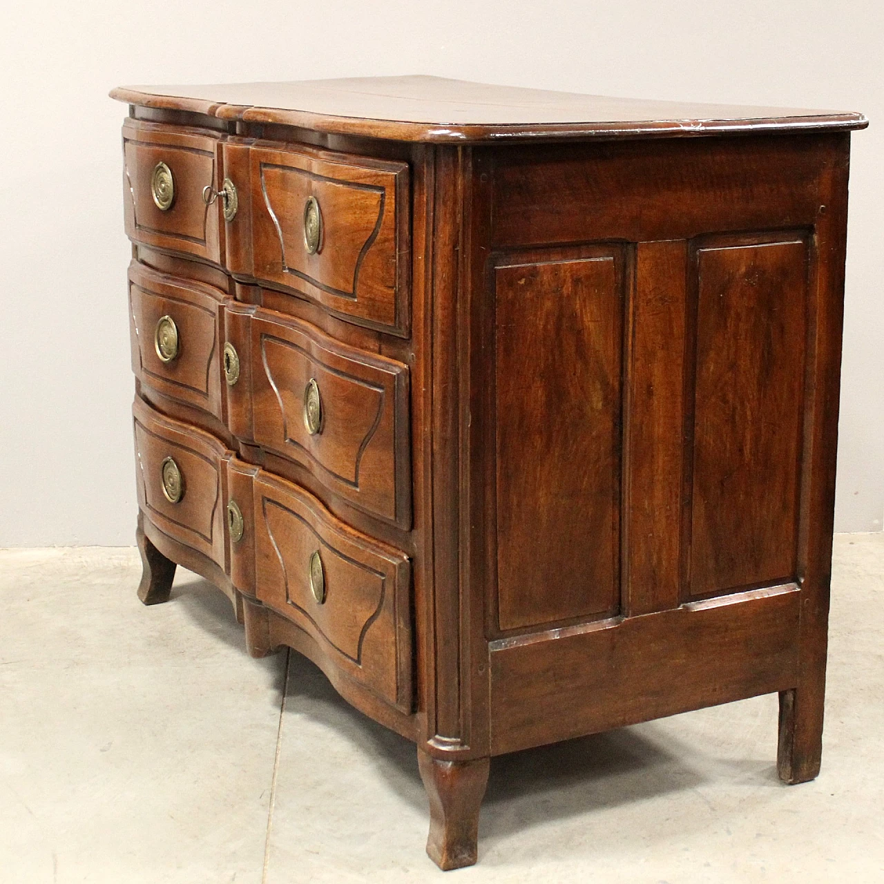 Solid walnut Louis XV chest of drawers, 18th century 2