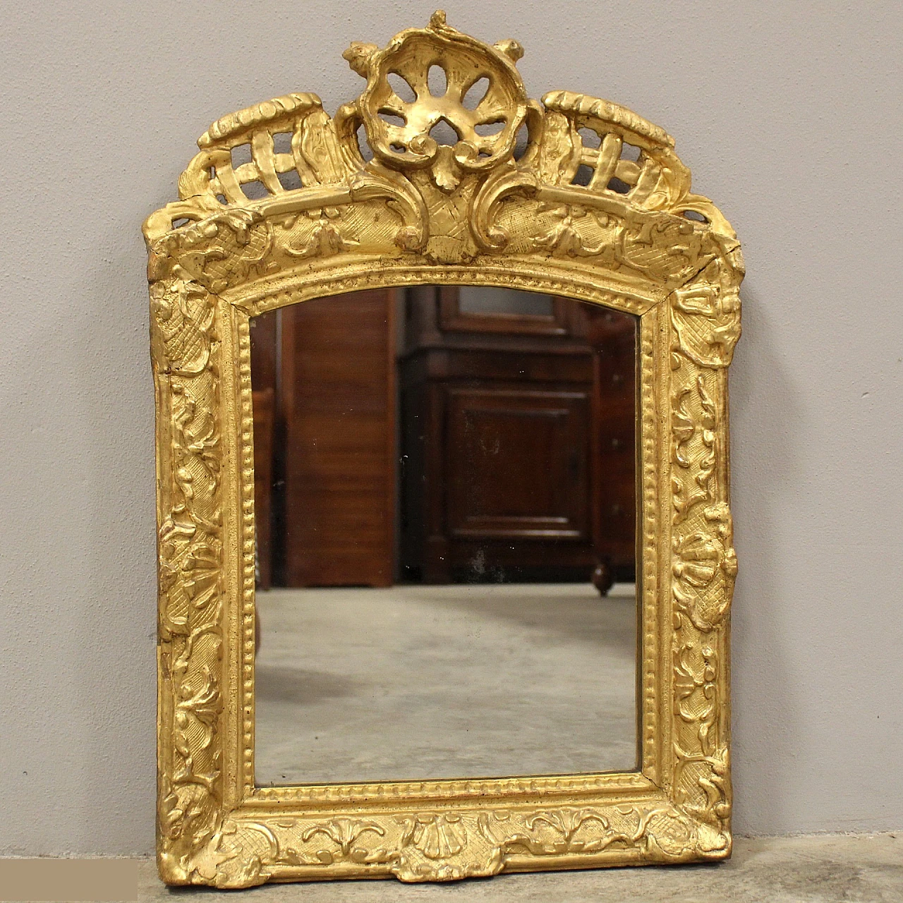 Louis XV mirror in gilded wood, second half of the 18th century 1