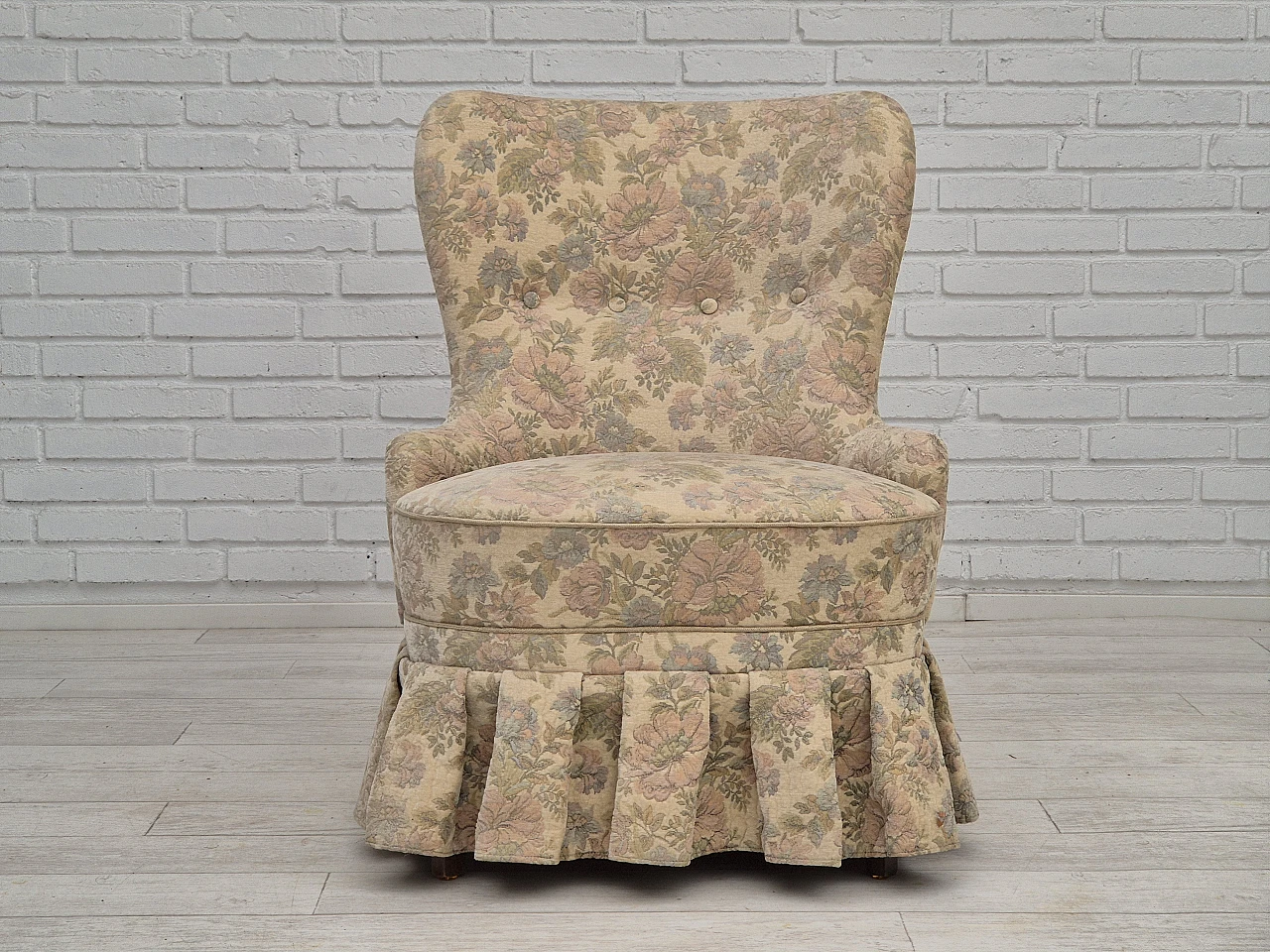 Danish flowery armchair, 1970s 1