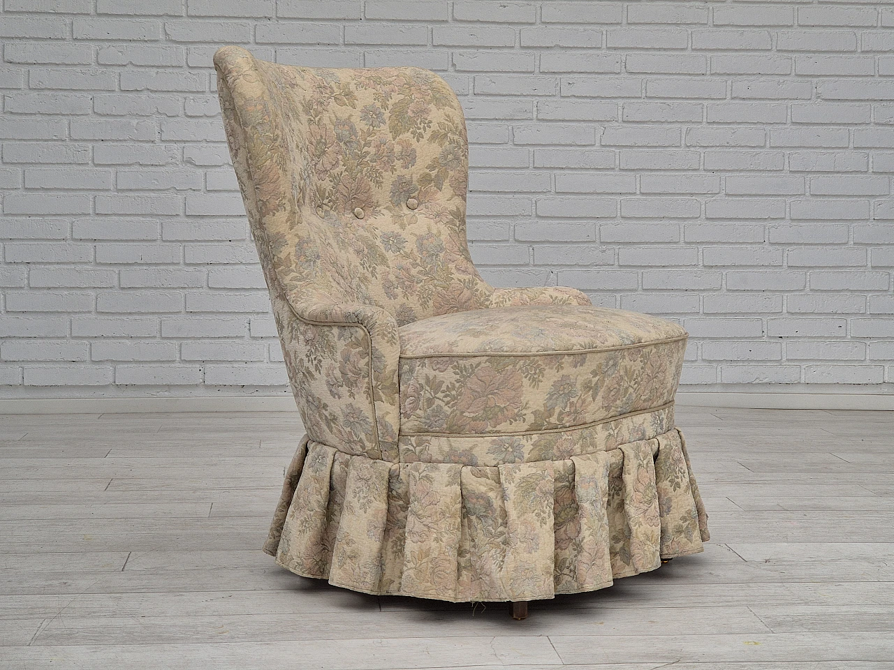 Danish flowery armchair, 1970s 2