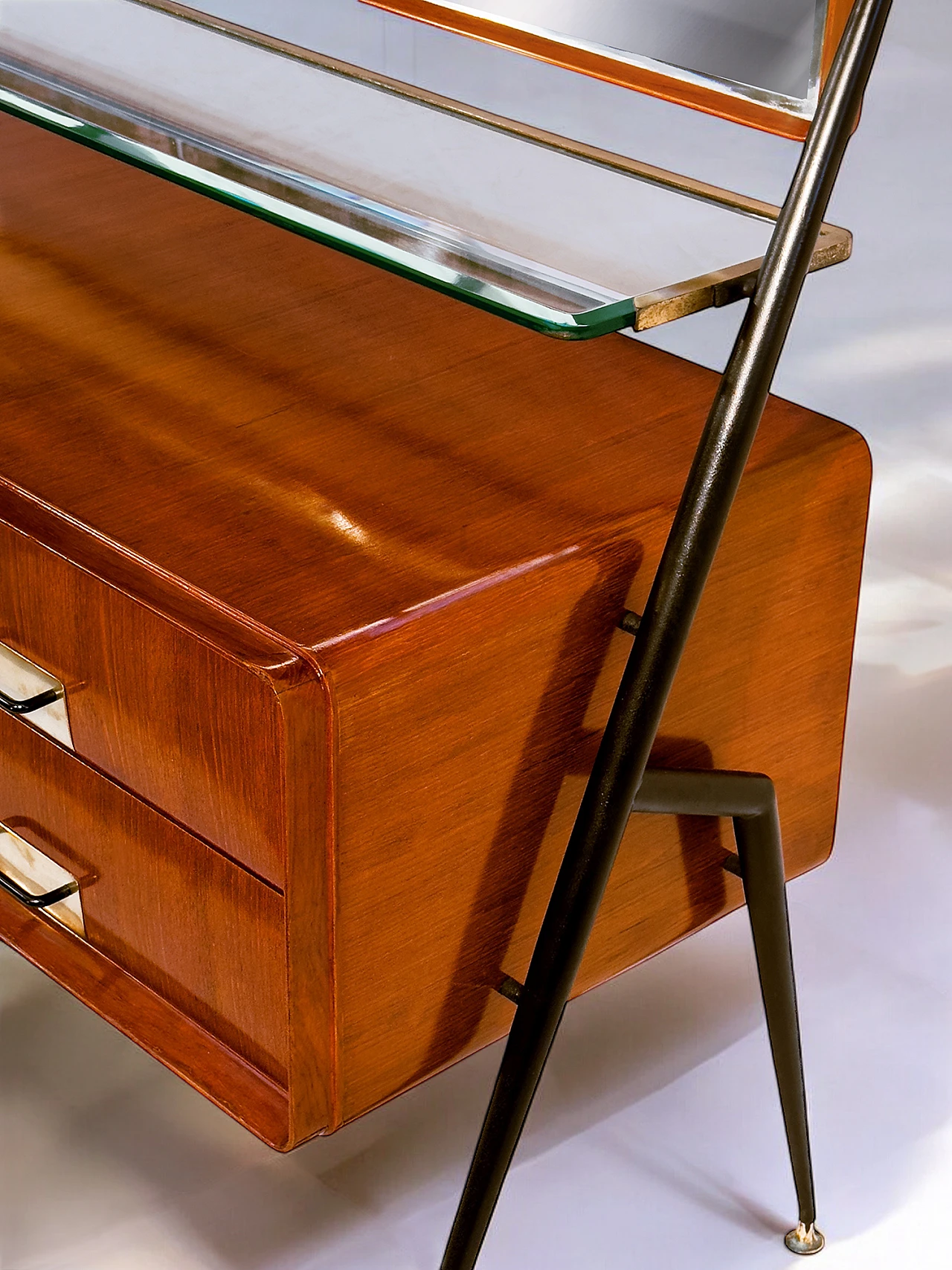 Italian Mid-Century Sideboard with mirror by Silvio Cavatorta, 1950s 15