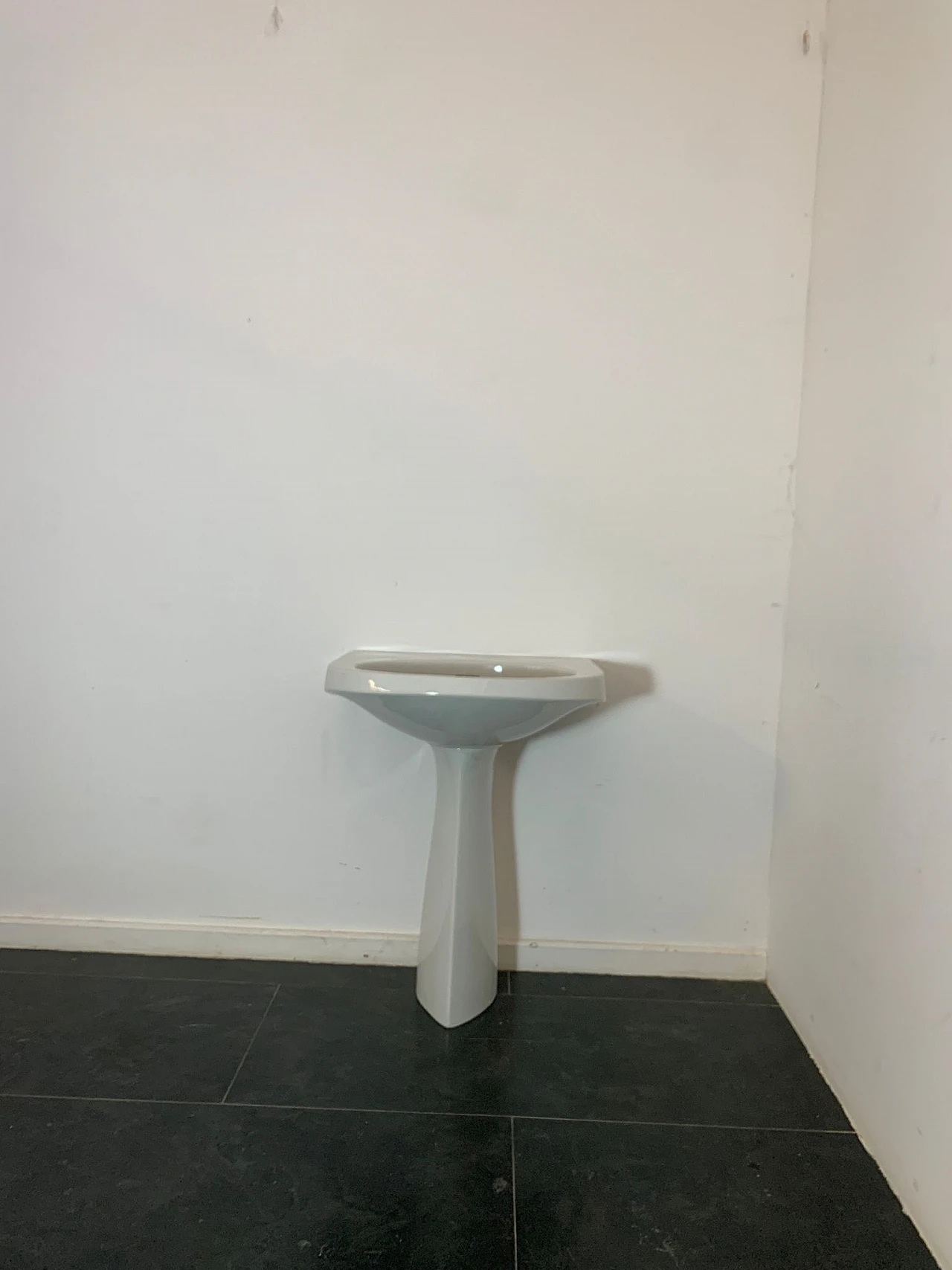 Lavabo con colonna Gio Ponti per Ideal Standard, anni '60 2