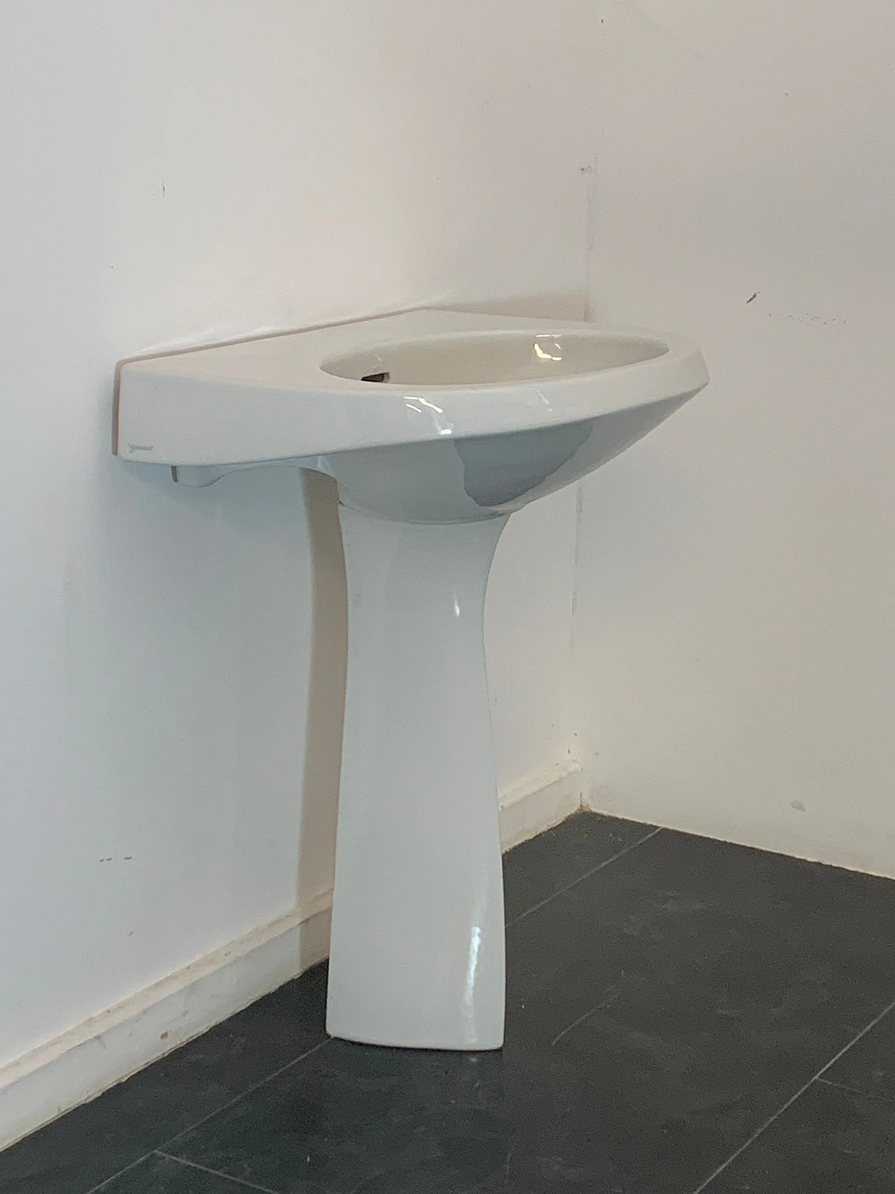 Gio Ponti washbasin with pedestal for Ideal Standard, 1960s 6