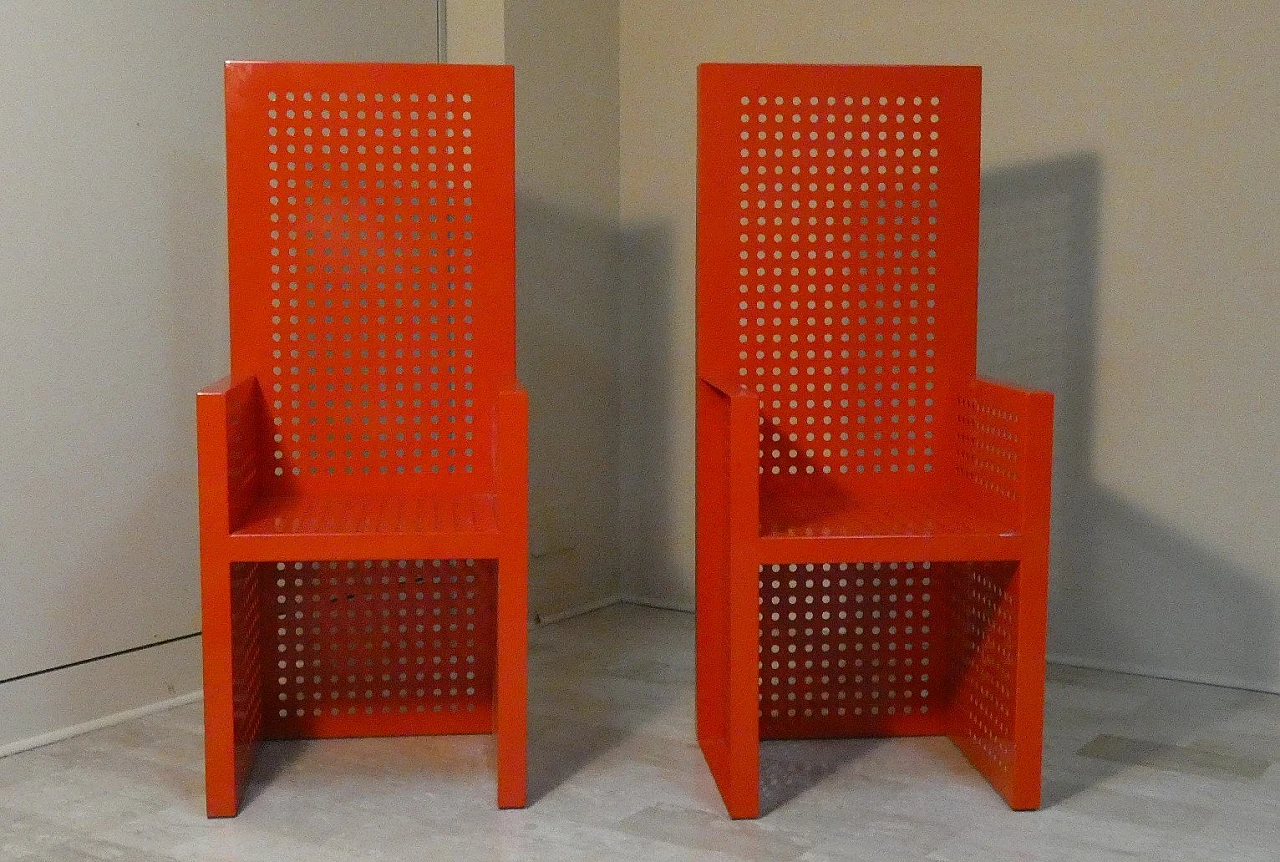 Pair of futuristic iron chairs by Urano Palma, 1970s 4