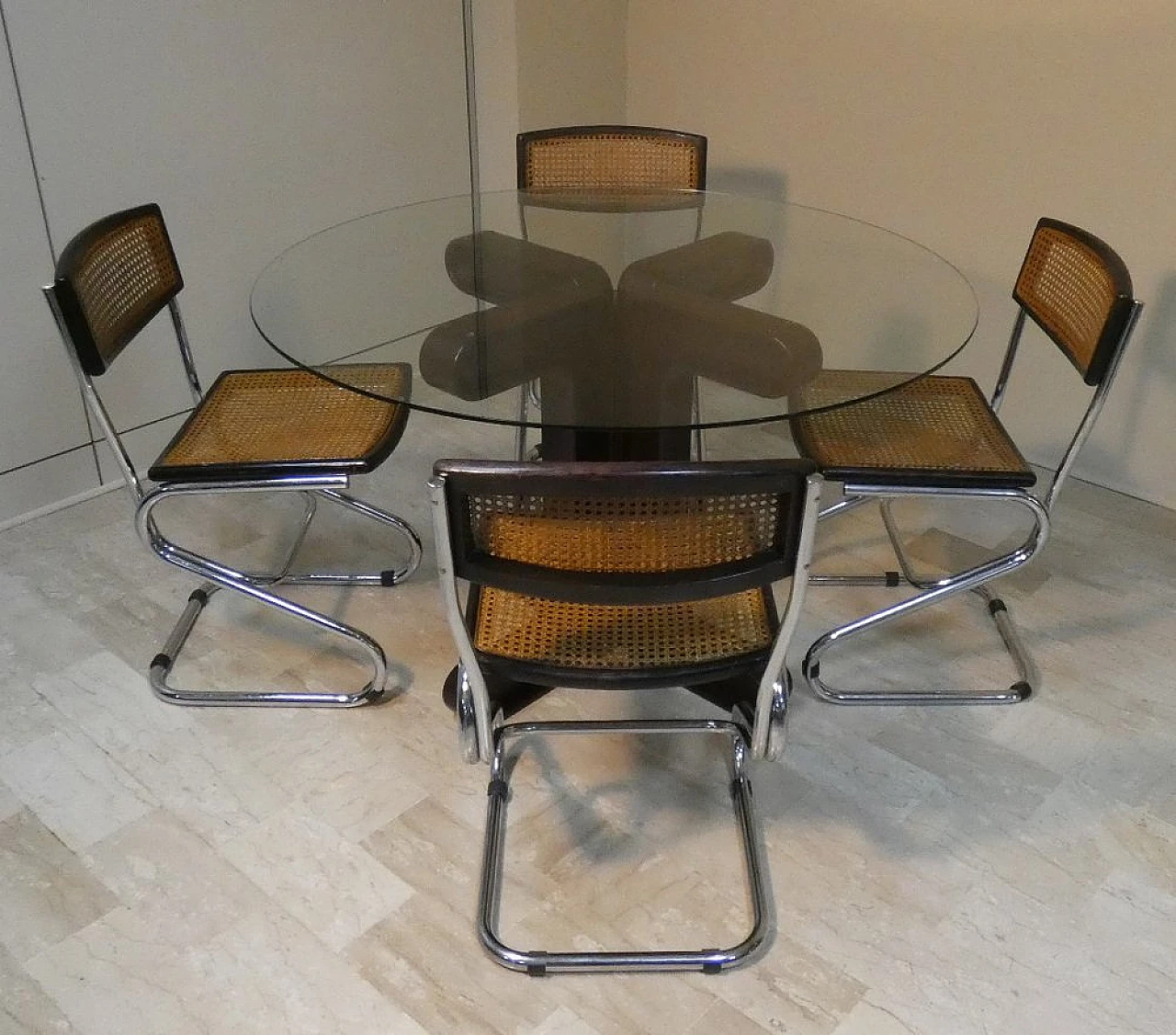 Glass table with 4 Vienna straw and steel chairs, 1970s 19