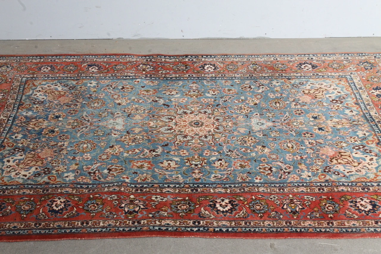 Sumptuous Persian Isfahan extra fine wool carpet. mid 20th century 1