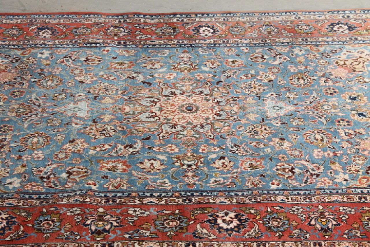 Sumptuous Persian Isfahan extra fine wool carpet. mid 20th century 3