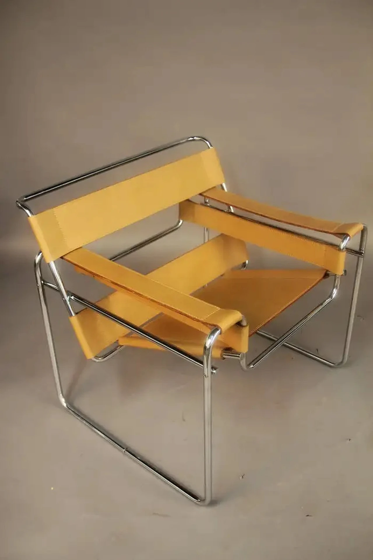 Pair of armchair Wassily B3 in yellow leather by Knoll International 4