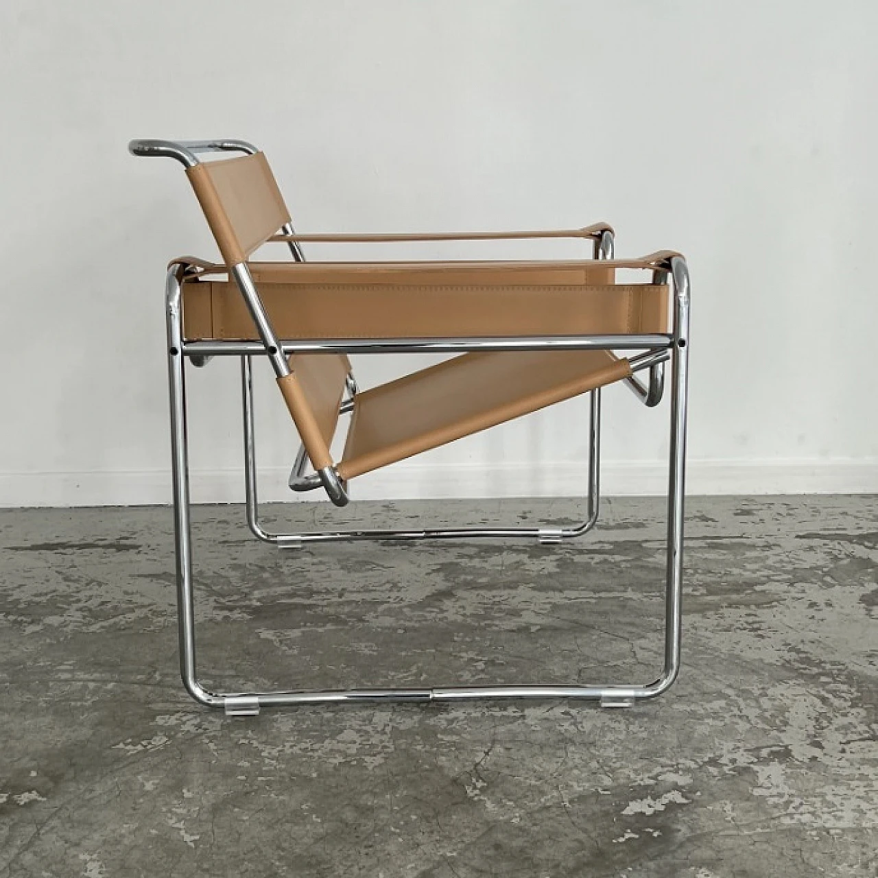 Coppia di poltrone Wassily B3 in pelle nocciola di Knoll International 5