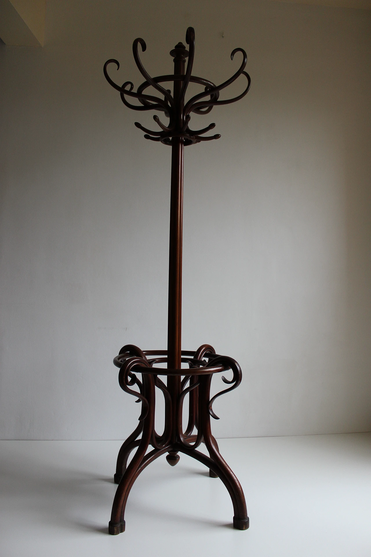 Art Nouveau coat stand by Jacob & Josef Kohn, Austria 1910 8