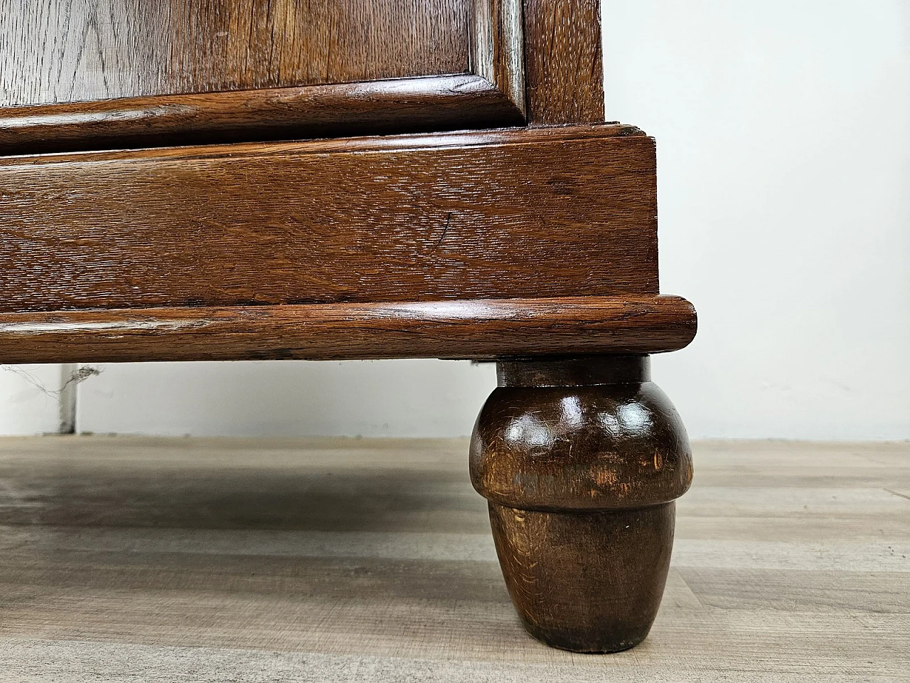 Art Deco Oak Living Room Sideboard, 1940s 31