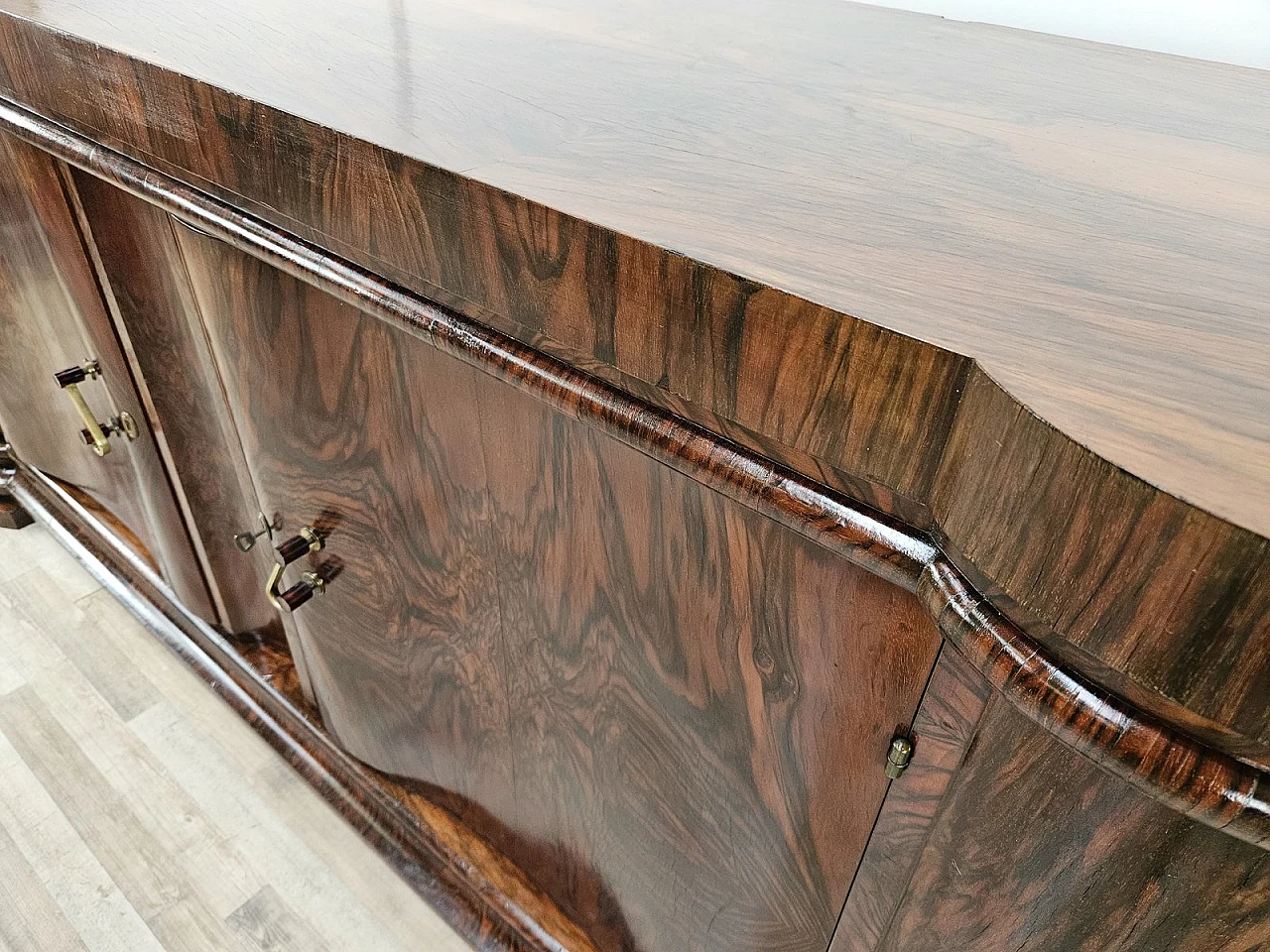 Art Deco Venetian Sideboard in Walnut Root by Levi Minzi, Padua, 1940s 21