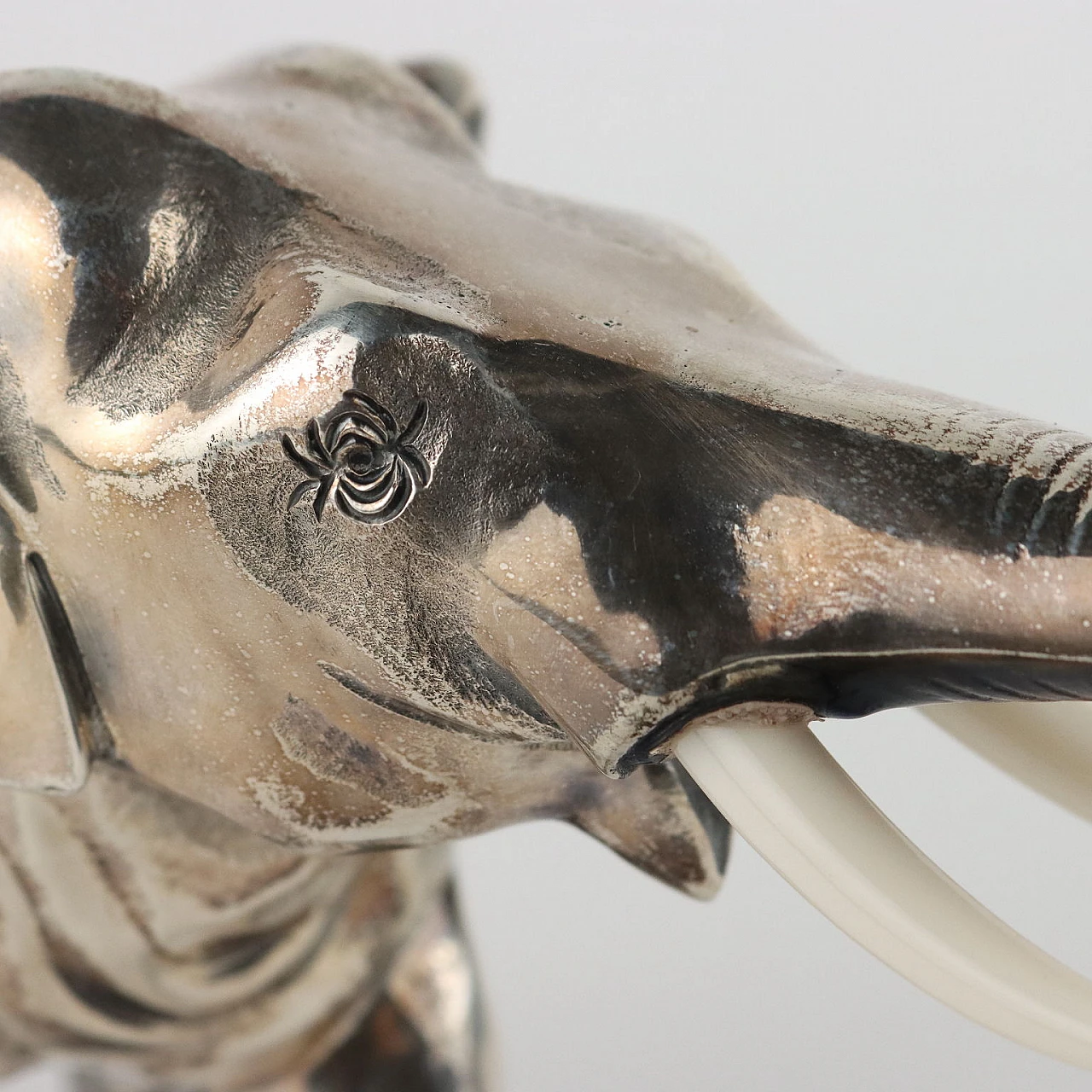 Silver elephant by Manufacture Mazzucato 5