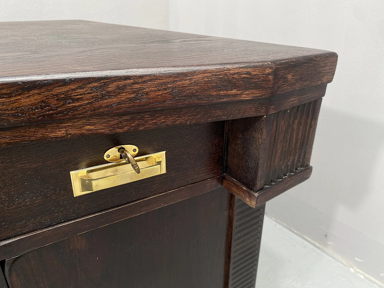 Early 20th Century Viennese Secession oak writing desk 12