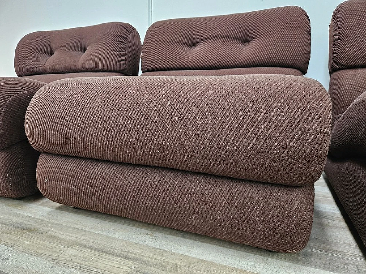 Modular fabric sofa with five seats, 1970s 26