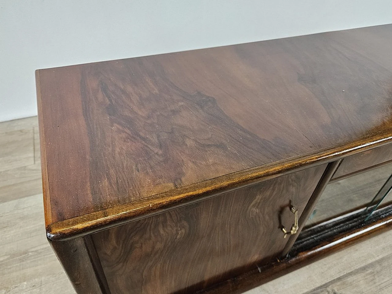 Art Deco dressing table in walnut with sliding glass, 1940s 4