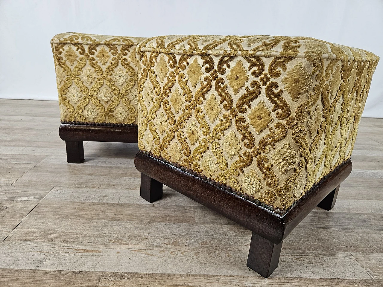 Pair of Art Deco poufs in Upholstered Walnut, 1930s 5