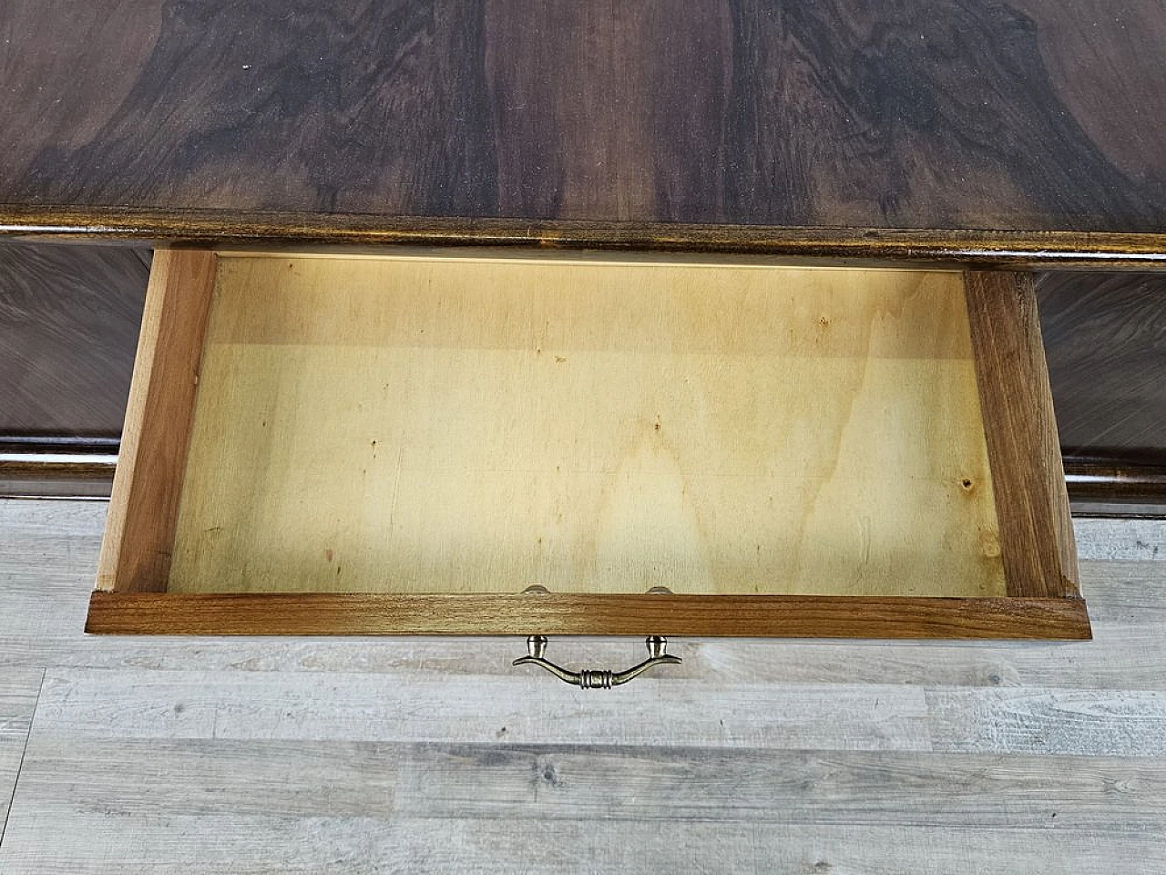 Art Deco dressing table in walnut with sliding glass, 1940s 13