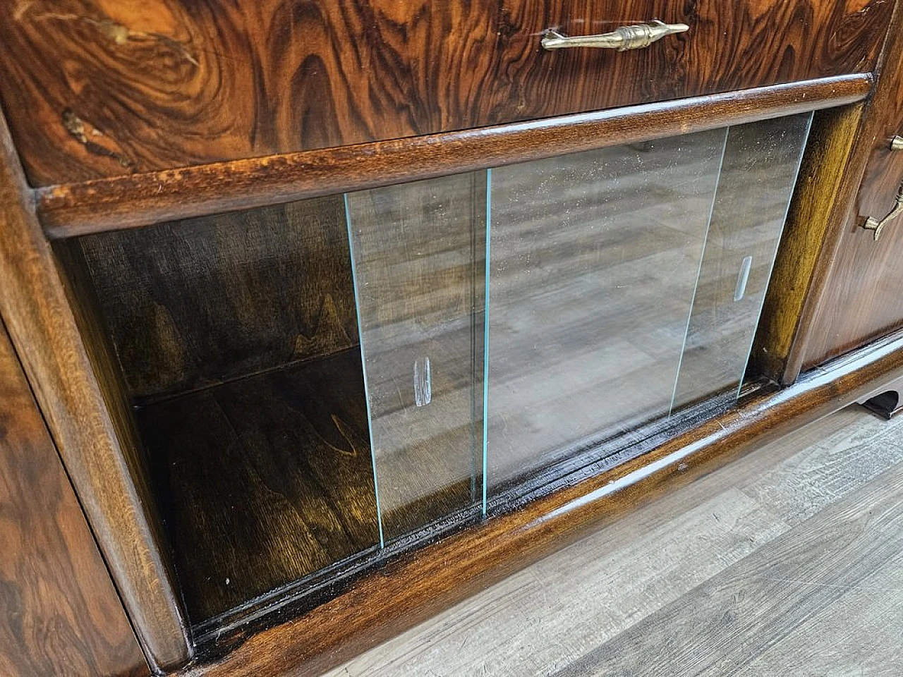 Art Deco dressing table in walnut with sliding glass, 1940s 17