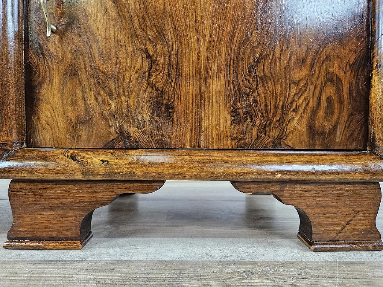 Pair of bedside tables in walnut, 1940s 17