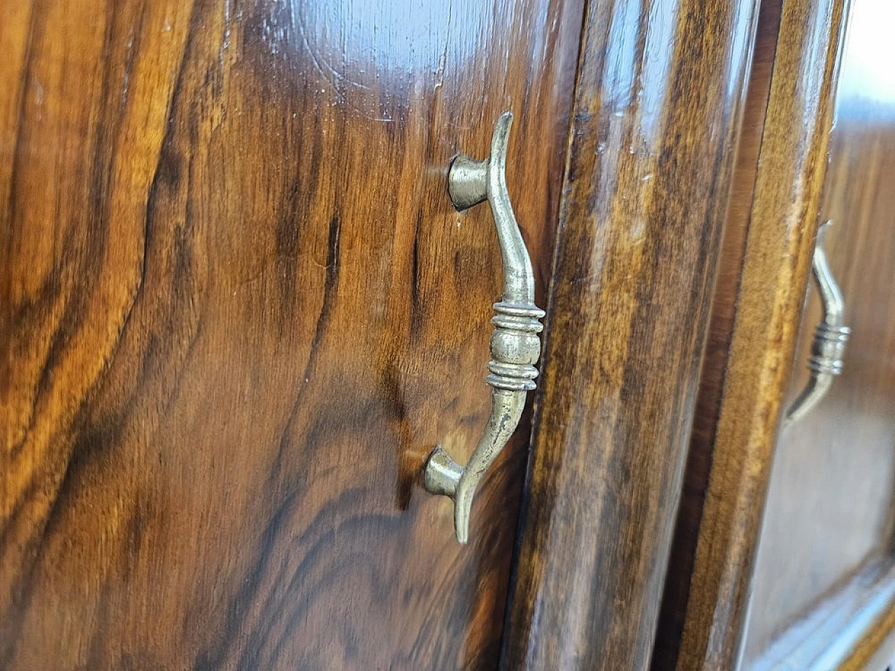 Pair of bedside tables in walnut, 1940s 18