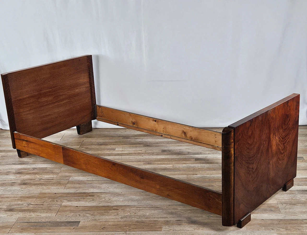 Art Deco walnut single bed, 1940s 1