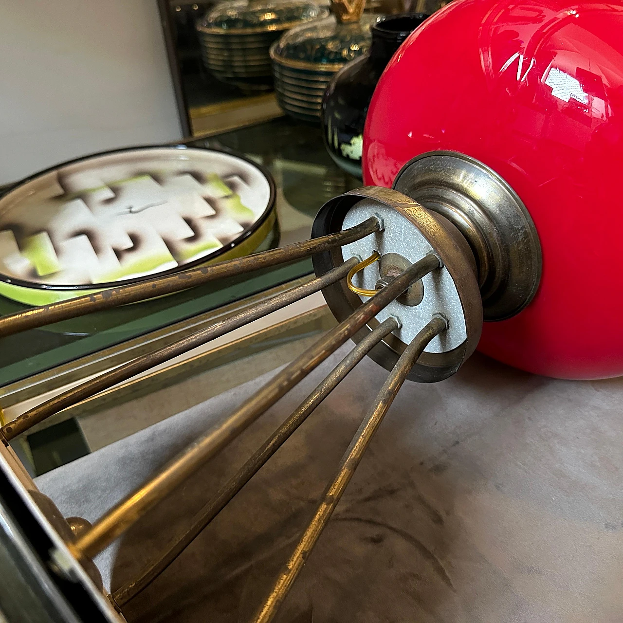 Brass and red glass table lamp, 1950s 15