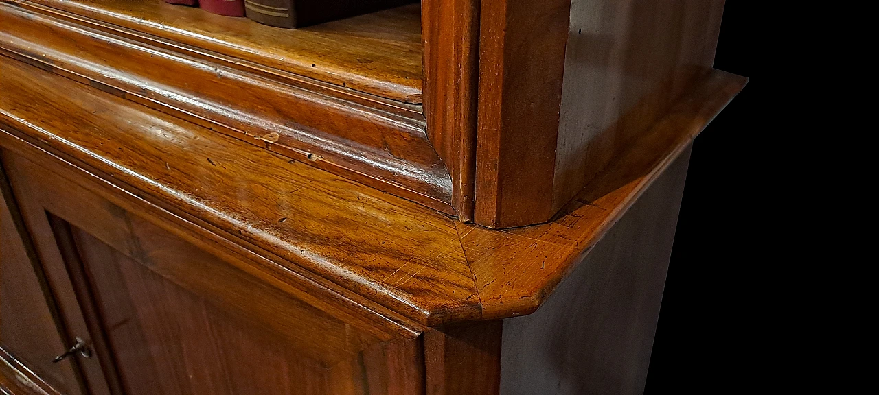 Large Piemontese bookcase in solid walnut, 19th century 6