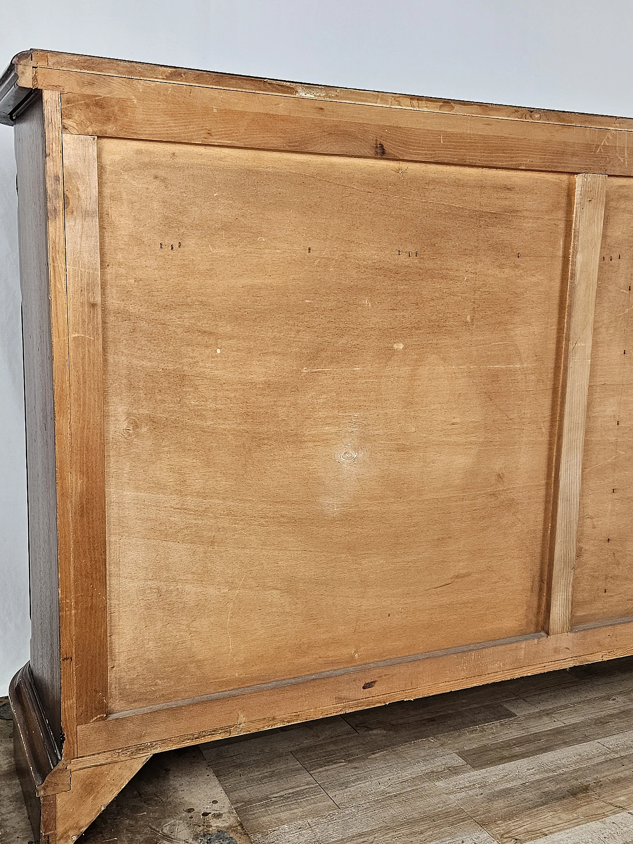 Carved wooden sideboard, 1960s 34