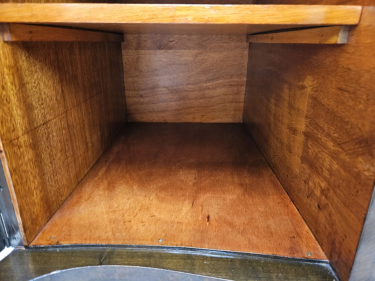 Art Deco walnut dressing table cabinet, 1940s 37