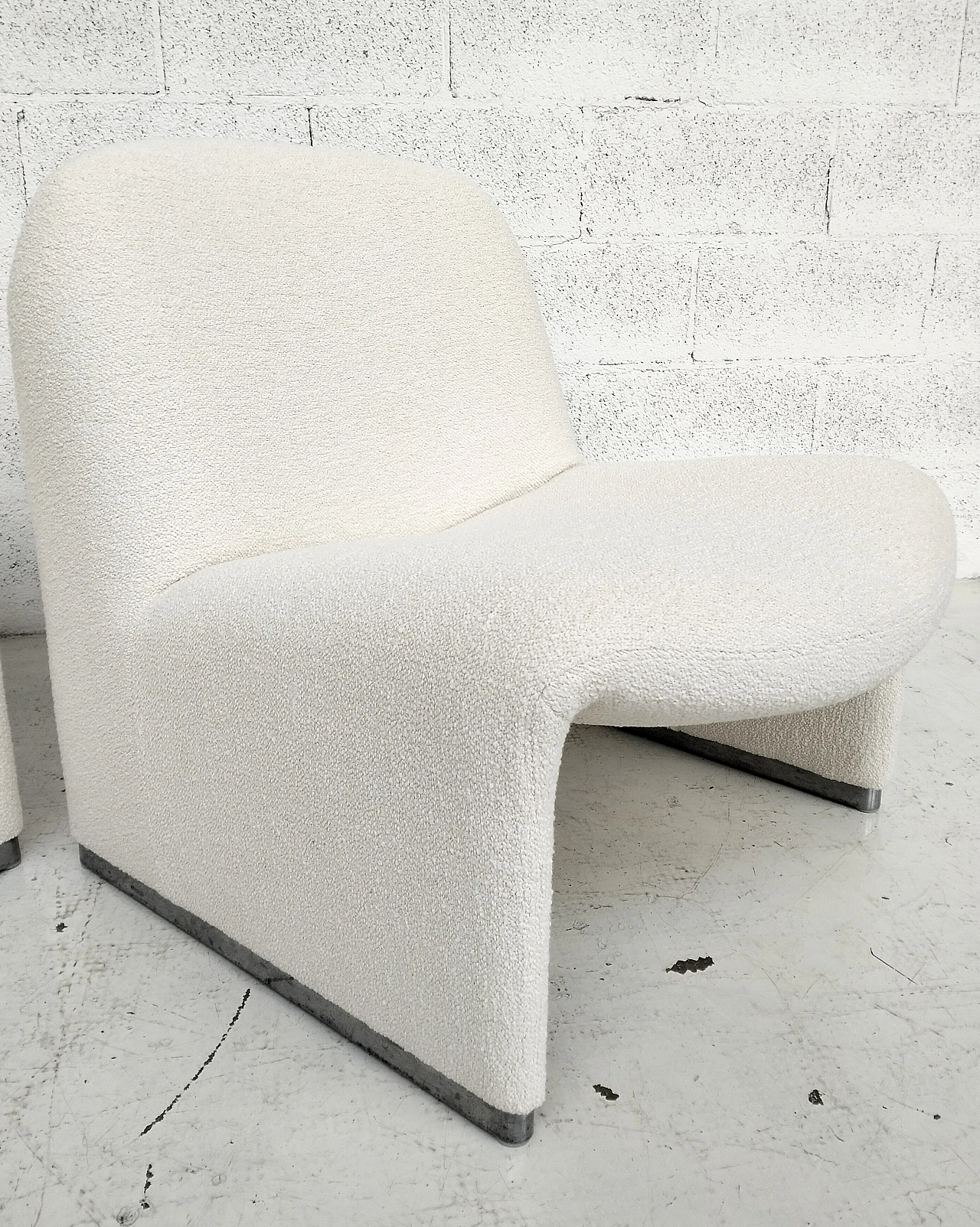 Pair of Alky chairs by Giancarlo Piretti for Anonima Castelli 70s 6