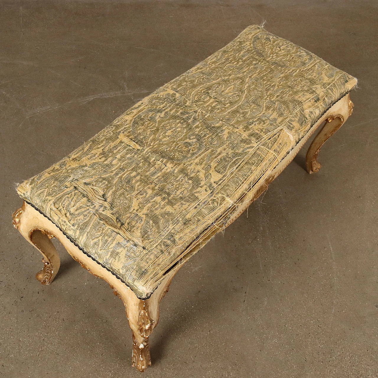 Carved bench with leaf motifs & brocade fabric seat, 19th century 3