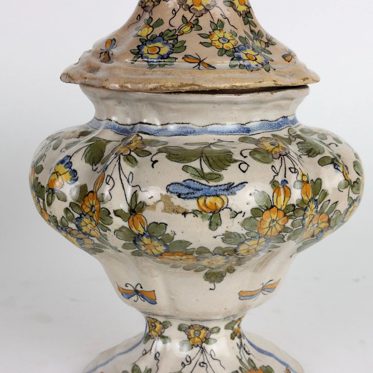 Pair of majolica apothecary vases with polychrome decoration 5