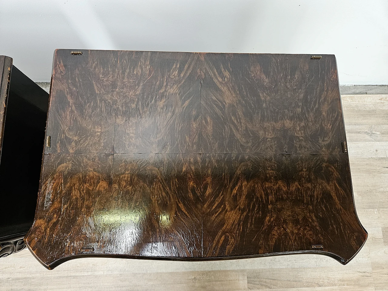 Pair of Art Deco walnut bedside tables, 1940s 7