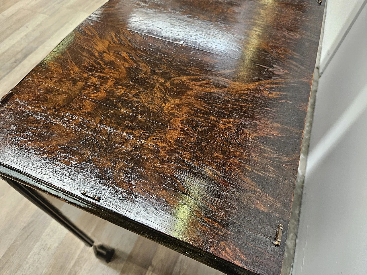 Pair of Art Deco walnut bedside tables, 1940s 19