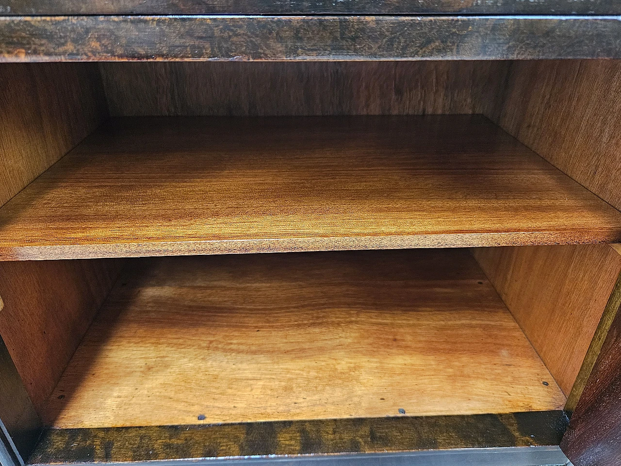 Pair of Art Deco walnut bedside tables, 1940s 36