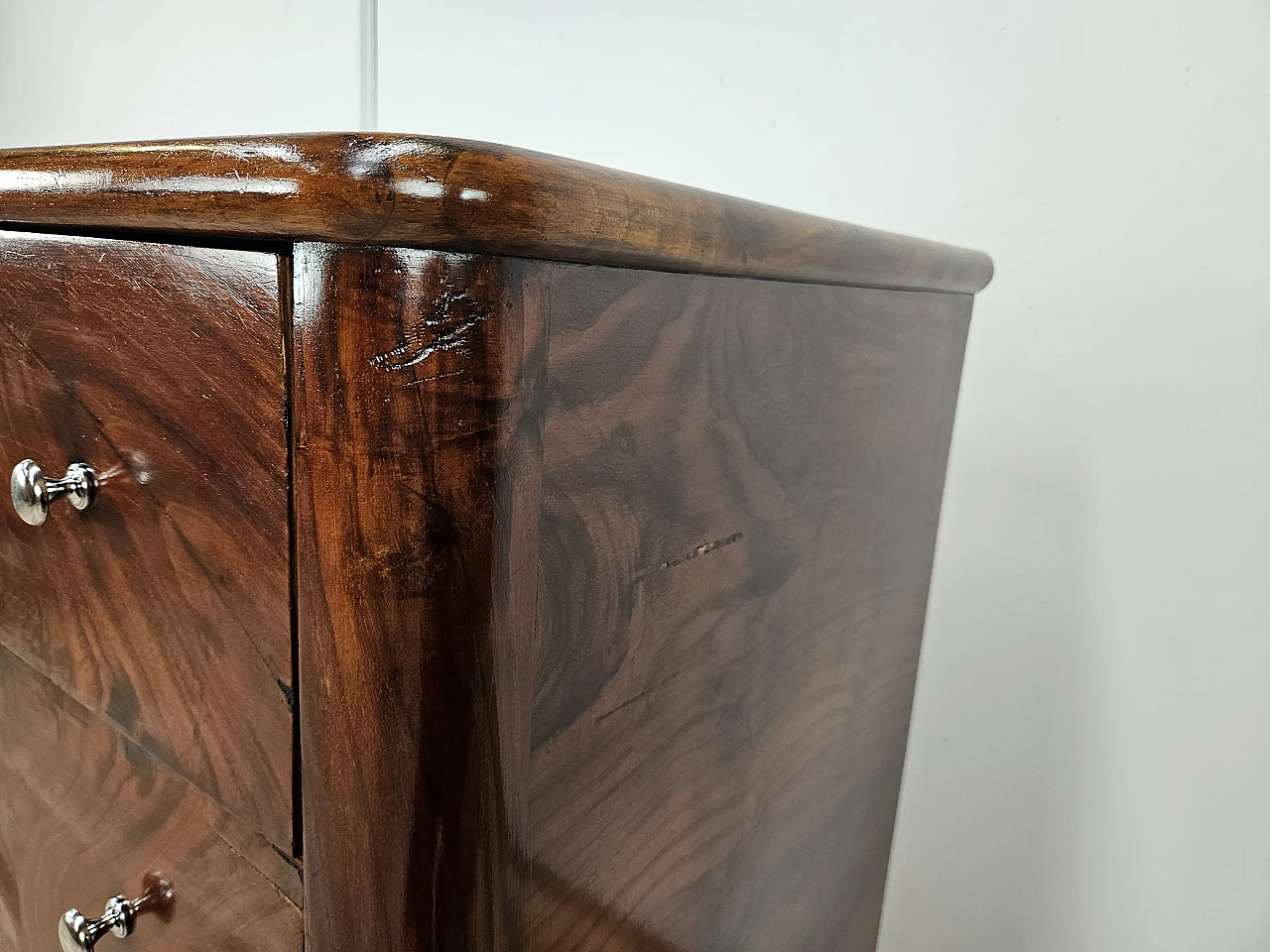 Walnut dresser with silvered knobs, 1930s 5