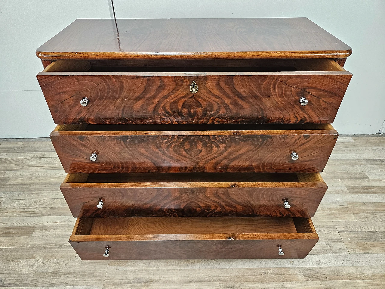 Walnut dresser with silvered knobs, 1930s 20