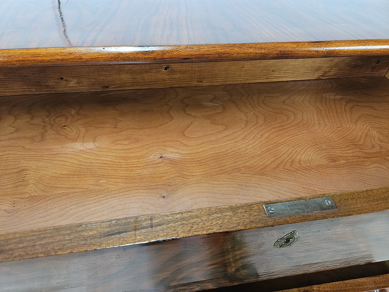 Walnut dresser with silvered knobs, 1930s 22