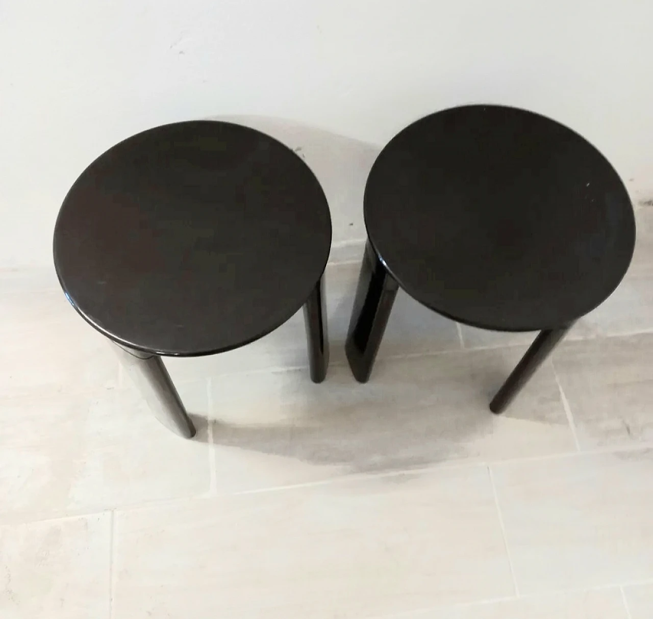 Pair of Gedy bathroom stools 3