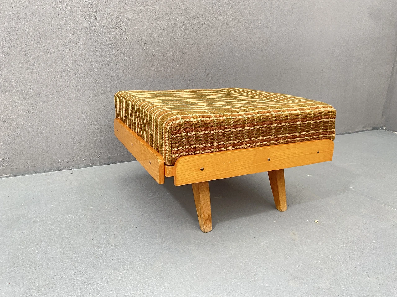 Footstool by Frantisek Jirák for Tatra, 1960s 3