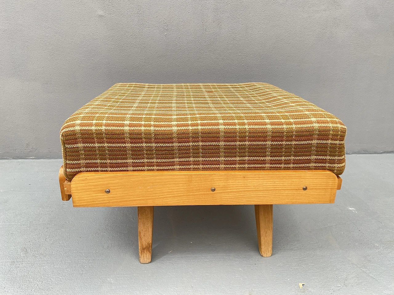 Footstool by Frantisek Jirák for Tatra, 1960s 6