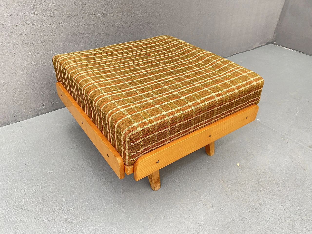 Footstool by Frantisek Jirák for Tatra, 1960s 7