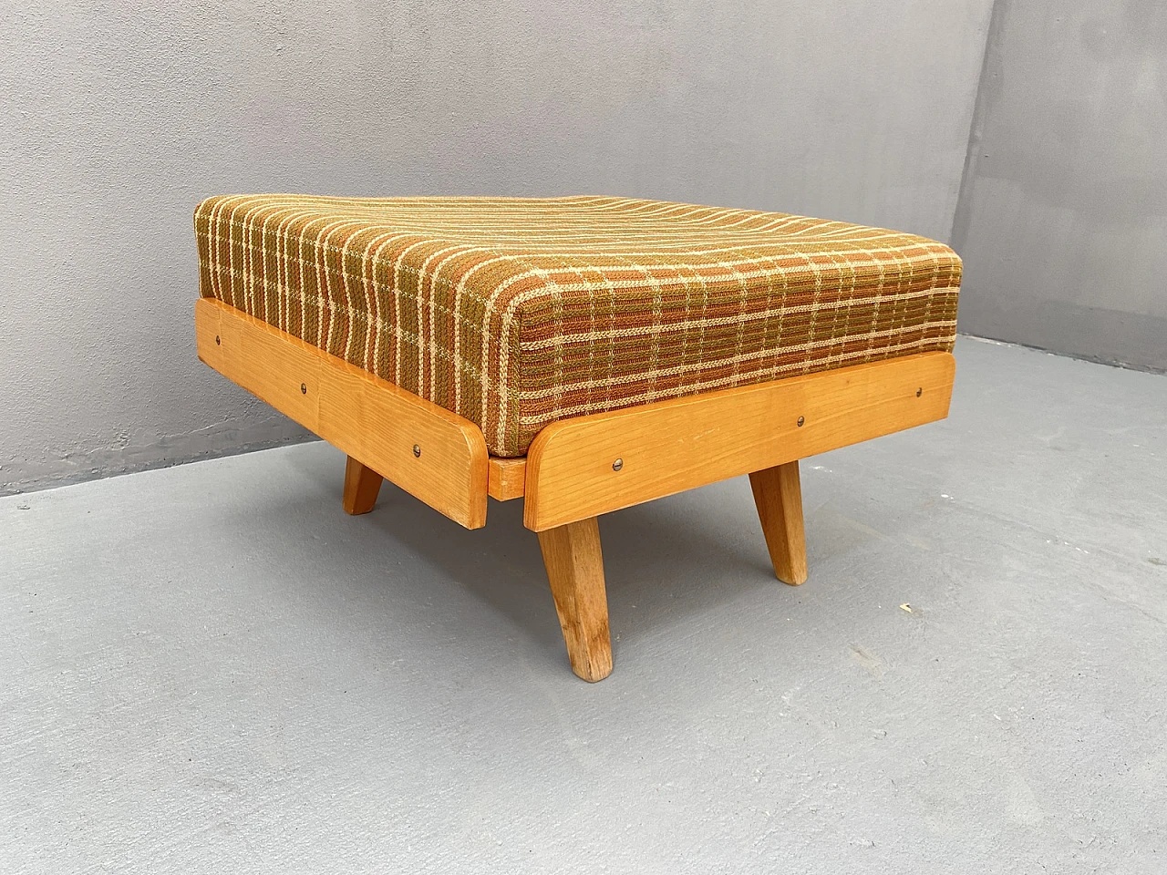 Footstool by Frantisek Jirák for Tatra, 1960s 8