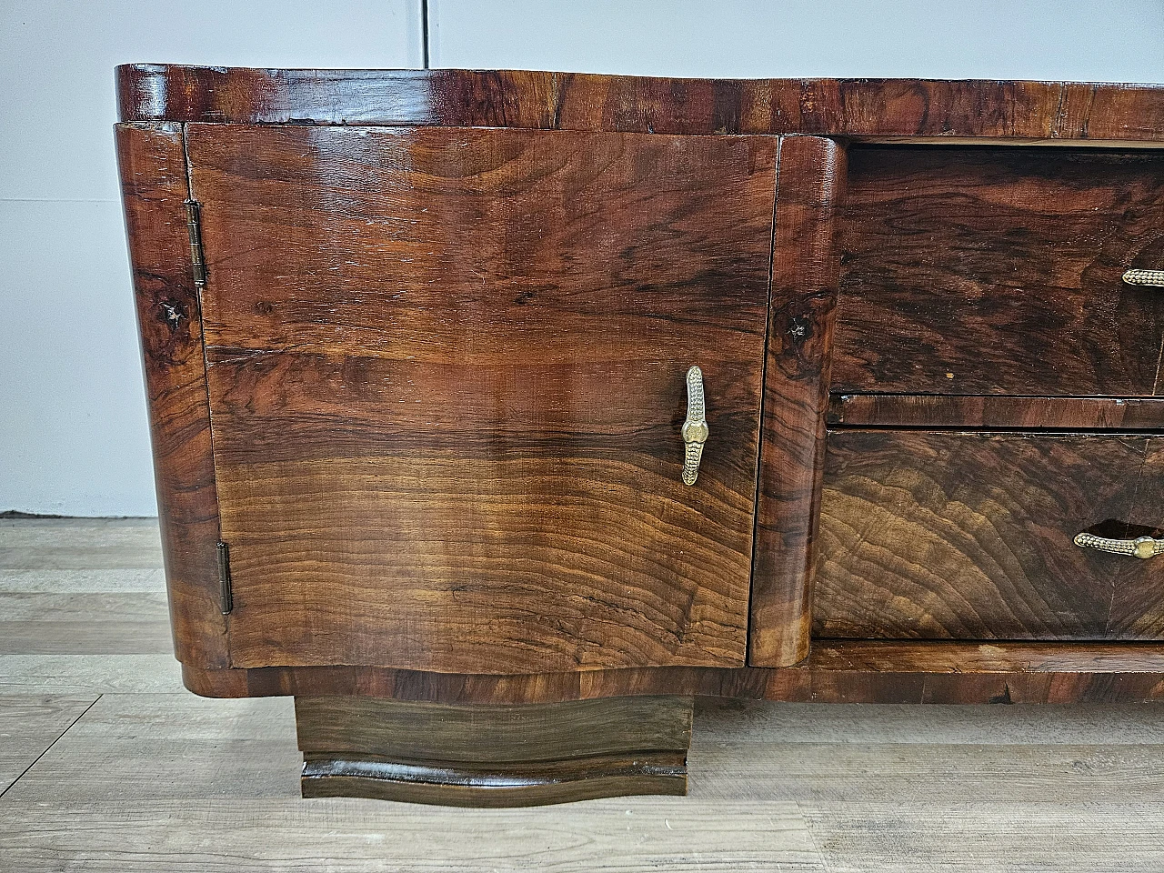 Art Deco mahogany briar sideboard 12