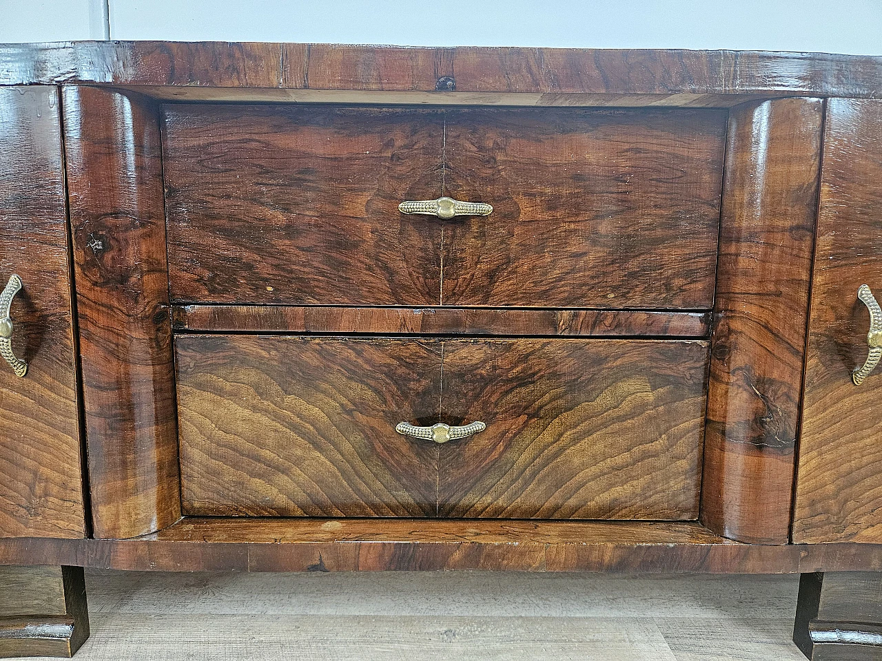 Art Deco mahogany briar sideboard 16