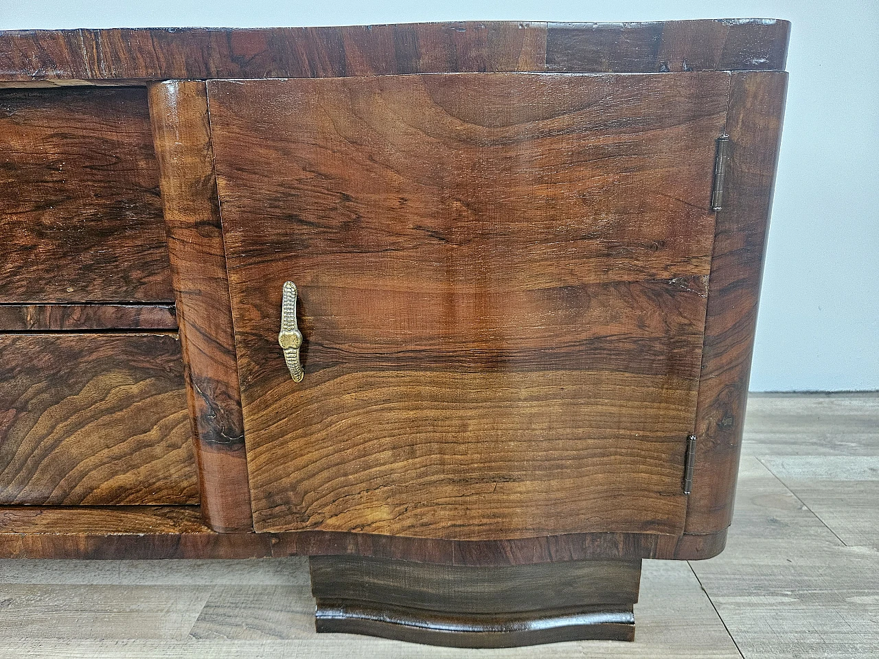 Art Deco mahogany briar sideboard 19