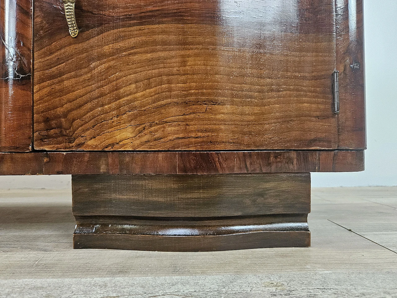 Art Deco mahogany briar sideboard 25